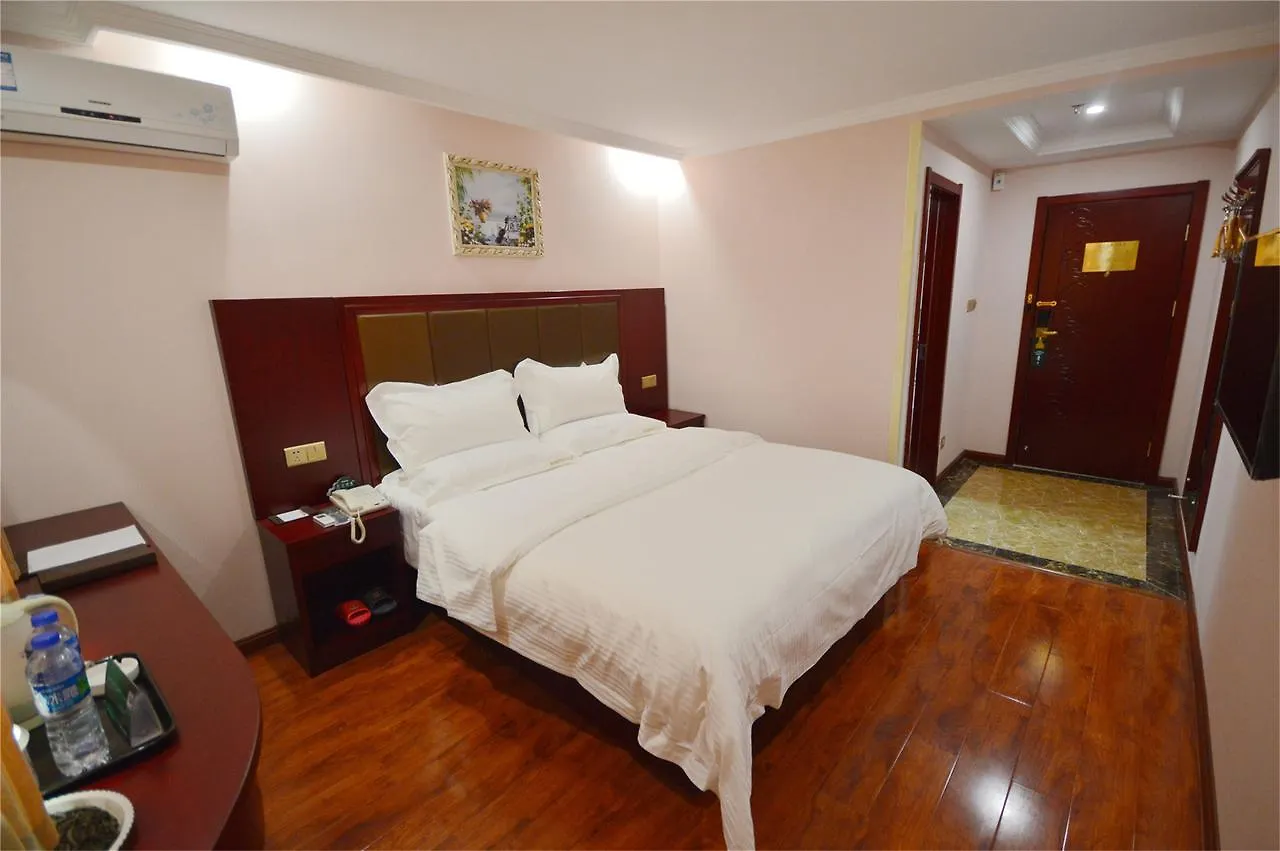 Greentree Inn Jiangsu Suzhou Industrial Zone Yangcheng Lake Weiting Mong Kok Express Hotel  苏州